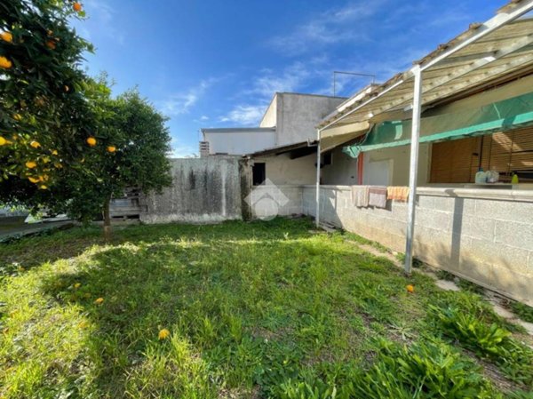 casa indipendente in vendita a Cavallino