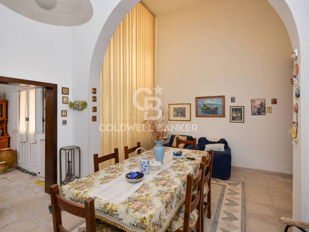 casa indipendente in vendita a Cavallino
