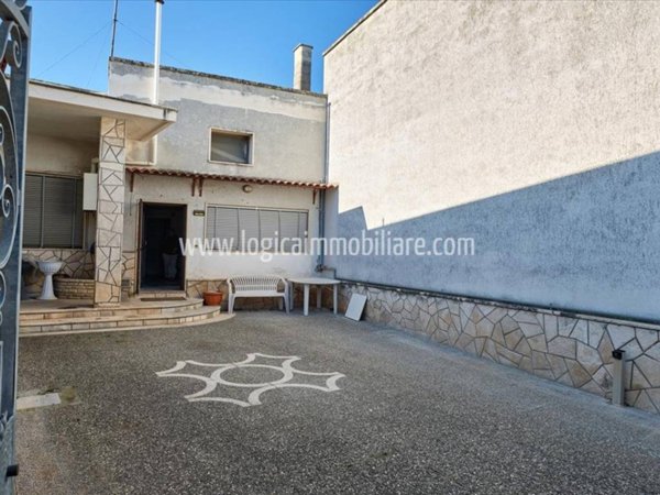 casa indipendente in vendita a Cavallino