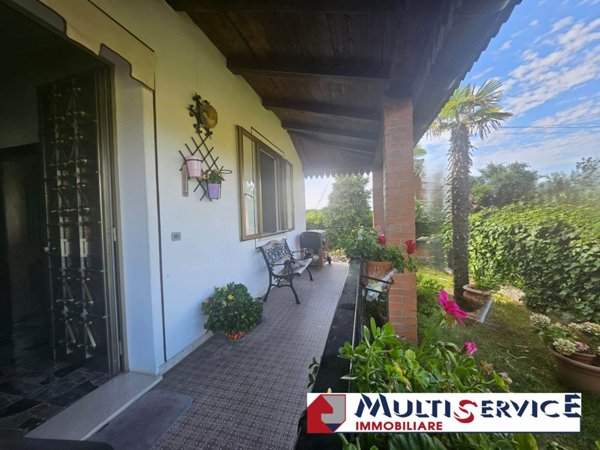 casa indipendente in vendita a Cavallino