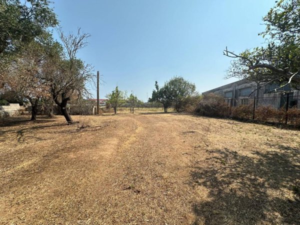 terreno edificabile in vendita a Cavallino