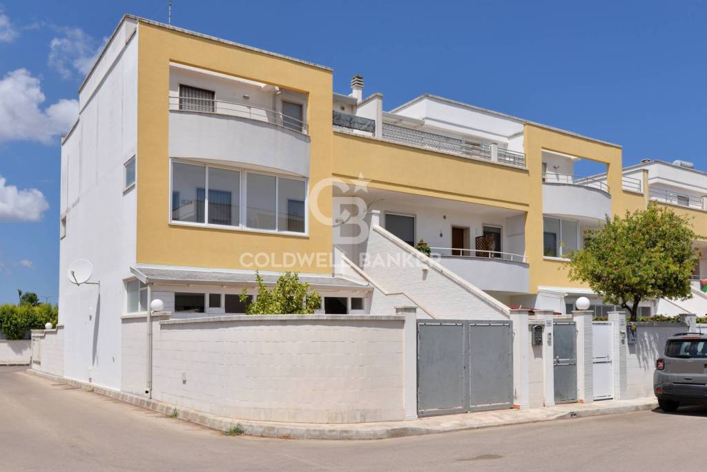 casa indipendente in vendita a Cavallino