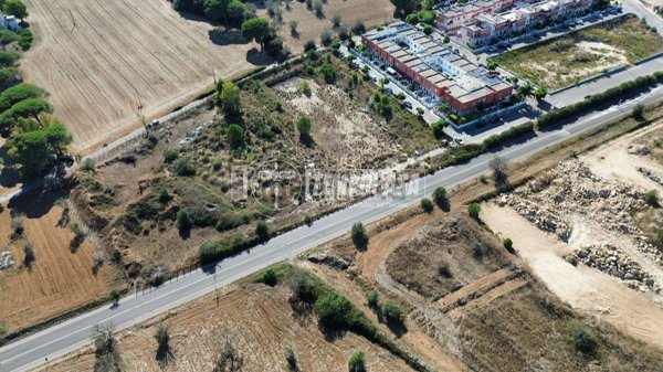 terreno edificabile in vendita a Cavallino