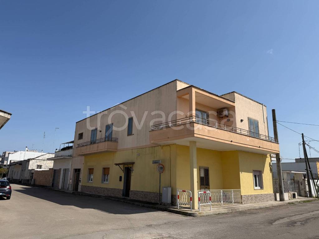 casa indipendente in vendita a Cavallino