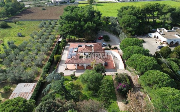 casa indipendente in vendita a Cavallino