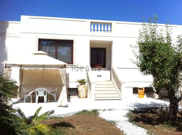 casa indipendente in vendita a Cavallino