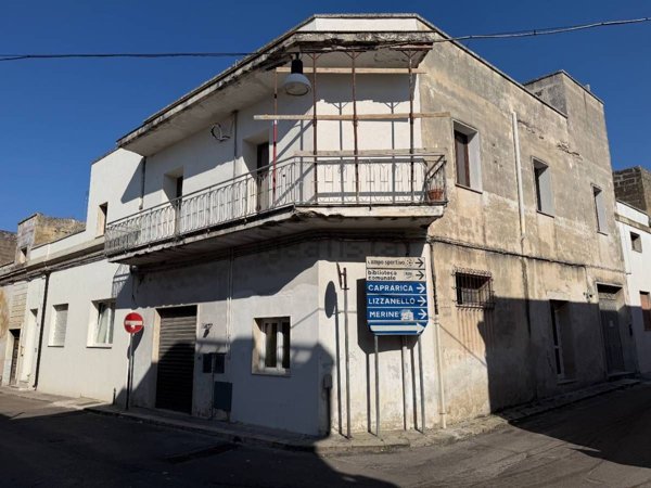 casa indipendente in vendita a Cavallino