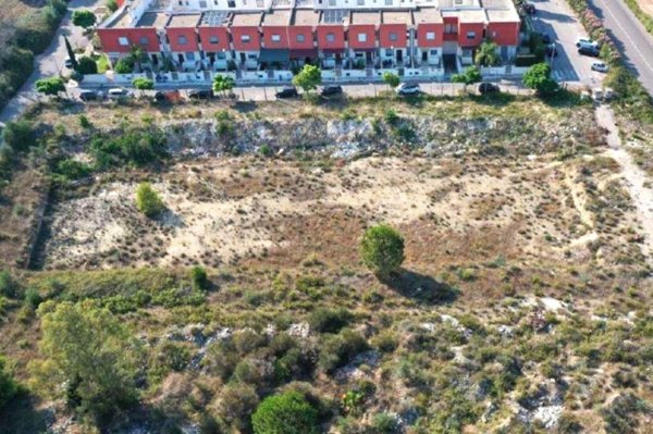 terreno edificabile in vendita a Cavallino