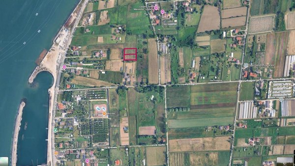 terreno in vendita a Cavallino