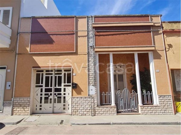 casa indipendente in vendita a Collepasso