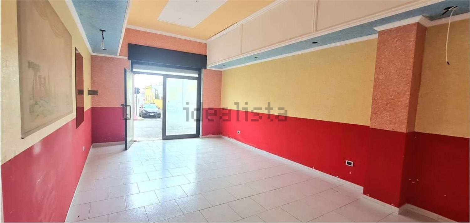 locale commerciale in vendita a Collepasso