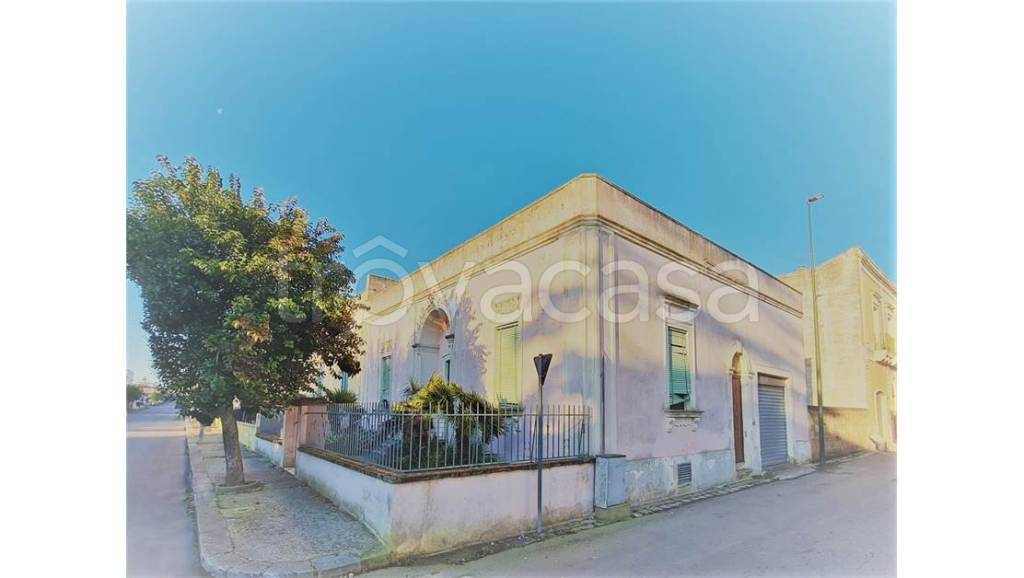 casa indipendente in vendita a Collepasso