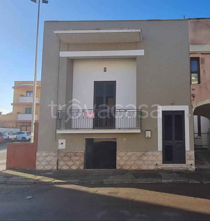 casa indipendente in vendita a Collepasso