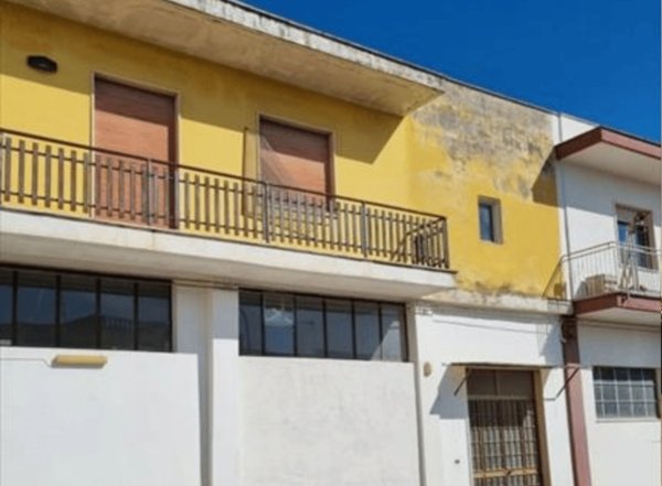 appartamento in vendita a Collepasso