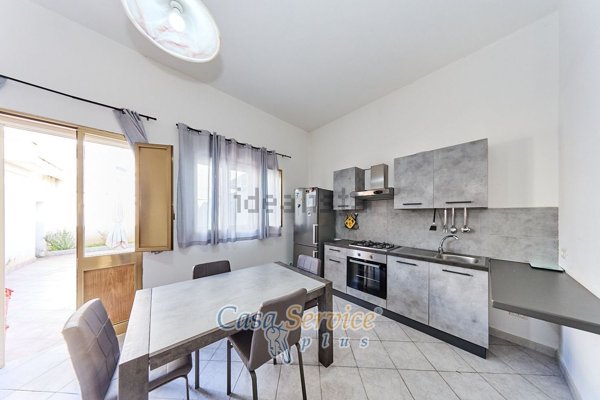 casa indipendente in vendita a Collepasso