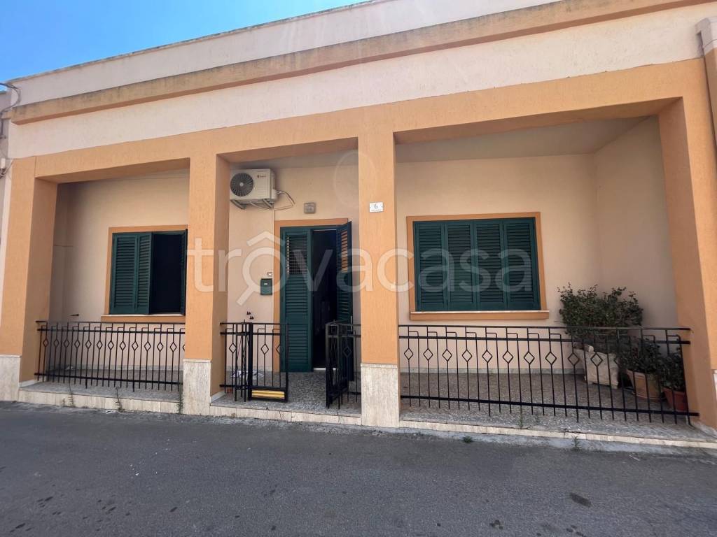 casa indipendente in vendita a Collepasso