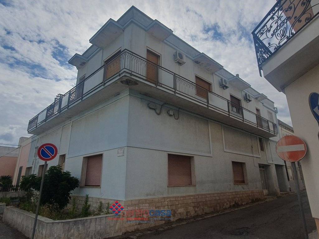 appartamento in vendita a Collepasso