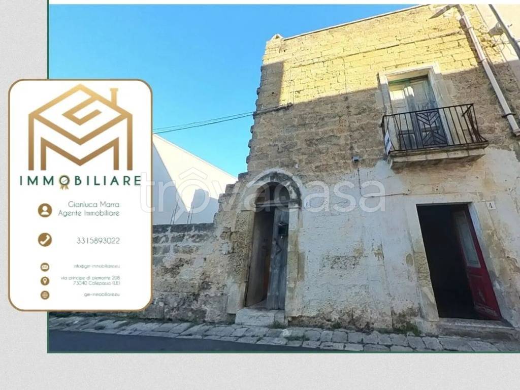 casa indipendente in vendita a Collepasso