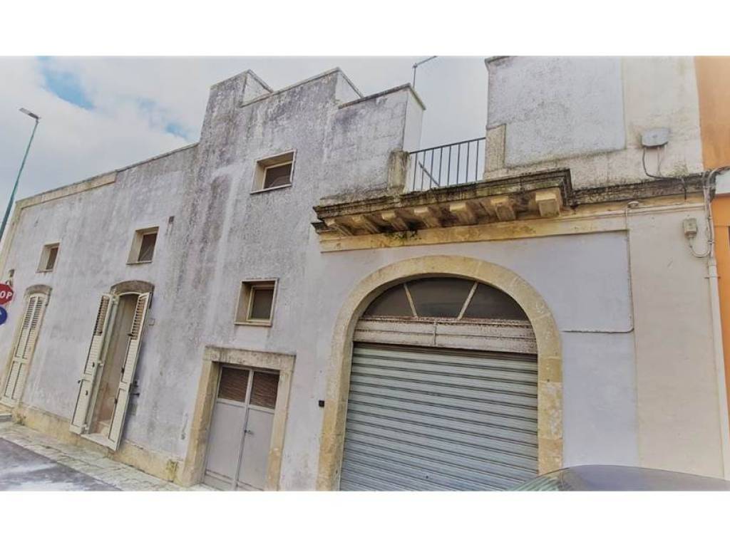casa indipendente in vendita a Collepasso