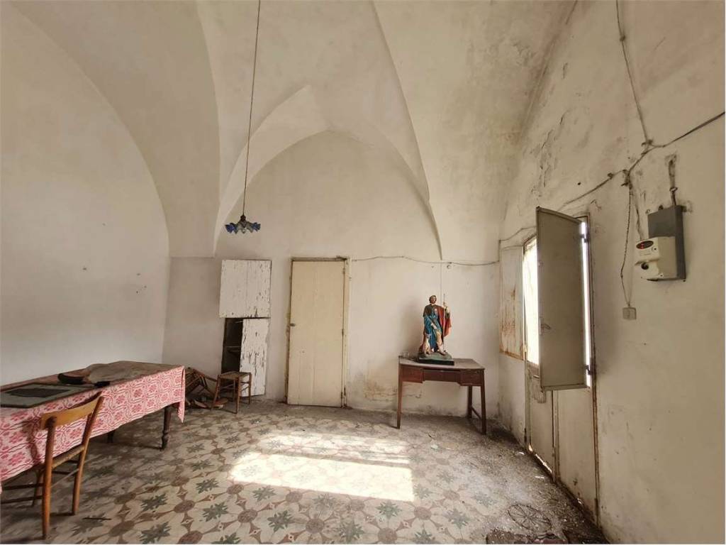 casa indipendente in vendita a Collepasso