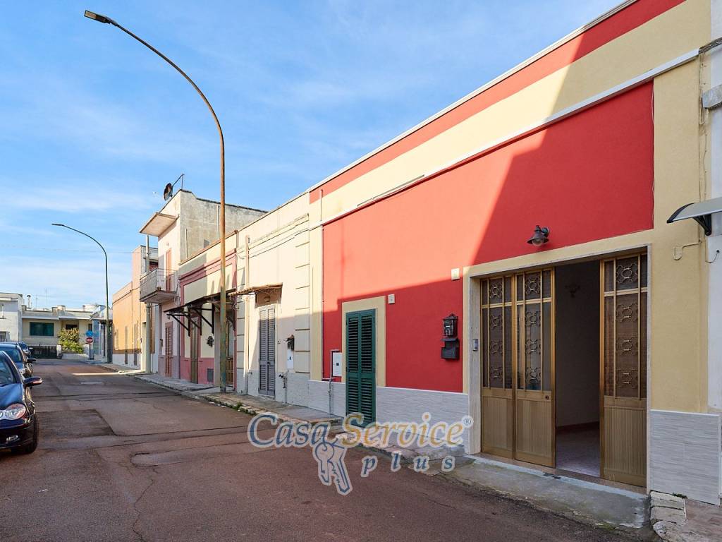 casa indipendente in vendita a Collepasso