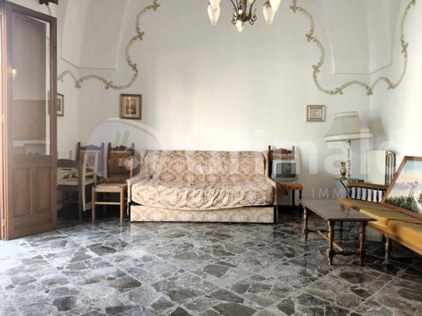 casa indipendente in vendita a Collepasso