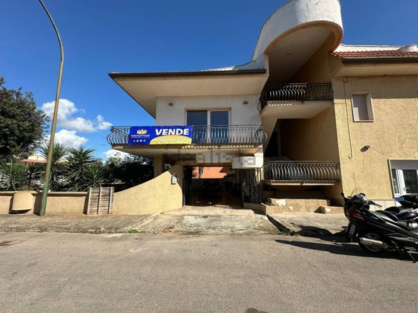 casa indipendente in vendita a Collepasso