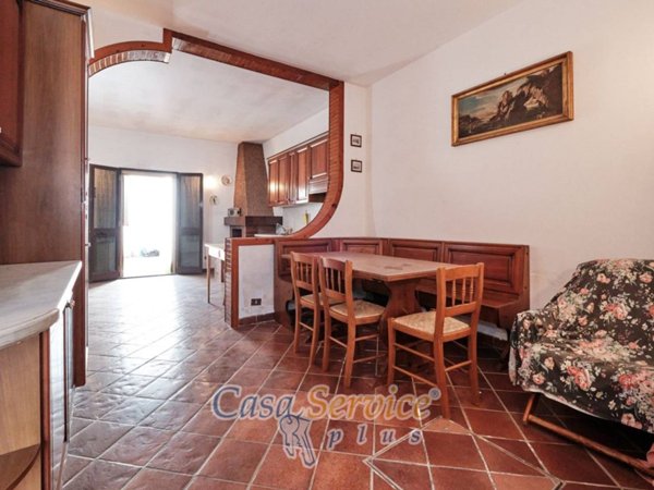 casa indipendente in vendita a Collepasso