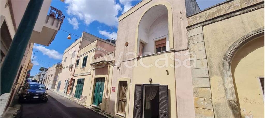 casa indipendente in vendita a Collepasso