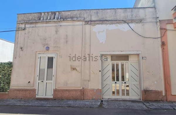 casa indipendente in vendita a Collepasso