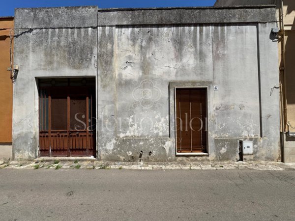 casa indipendente in vendita a Collepasso