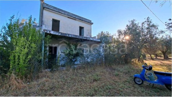 casa indipendente in vendita a Collepasso