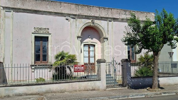 casa indipendente in vendita a Collepasso