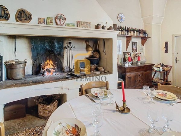intera palazzina in vendita a Copertino