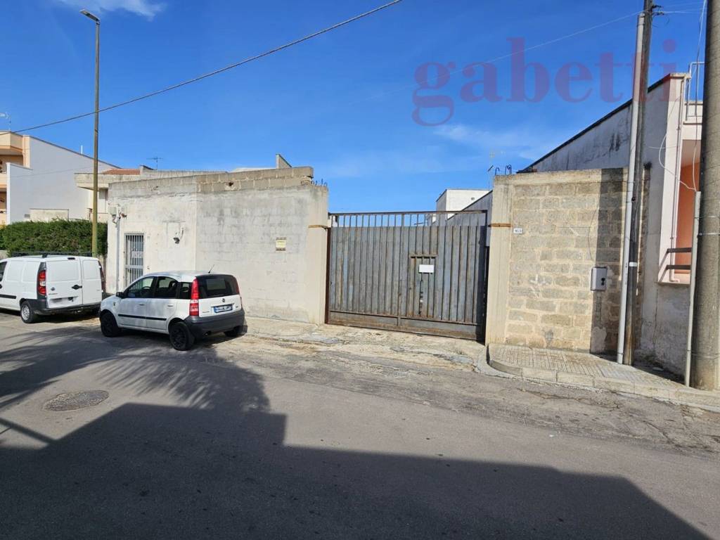 terreno edificabile in vendita a Copertino