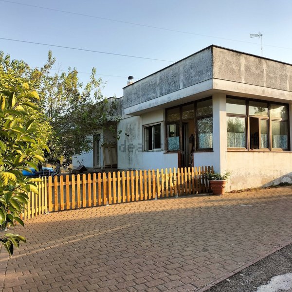 casa indipendente in vendita a Copertino