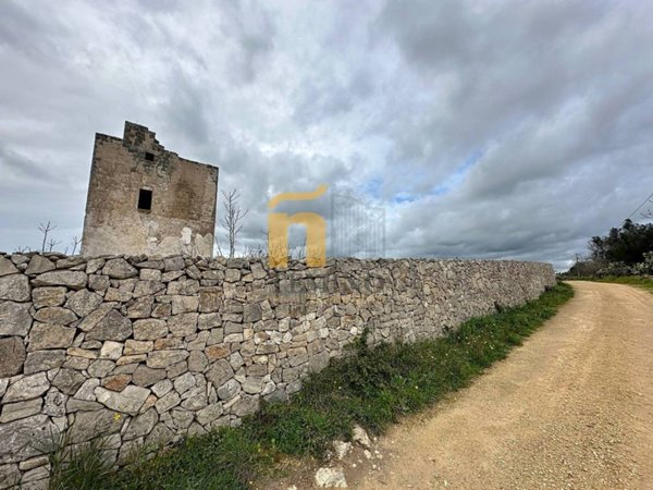 intera palazzina in vendita a Copertino
