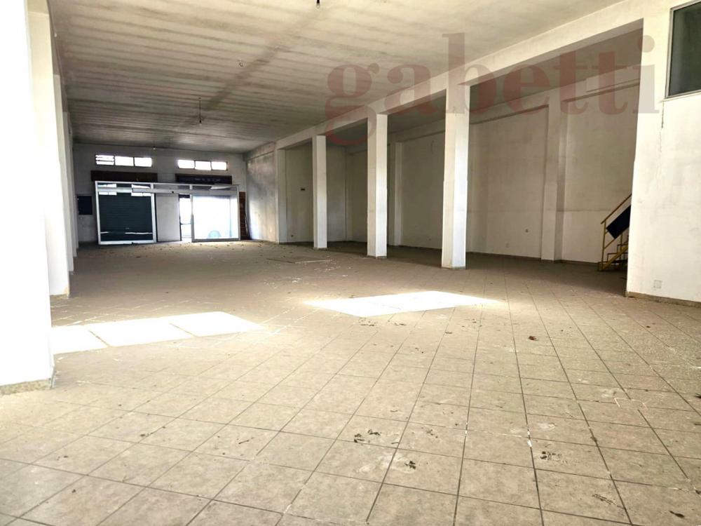 negozio in vendita a Copertino