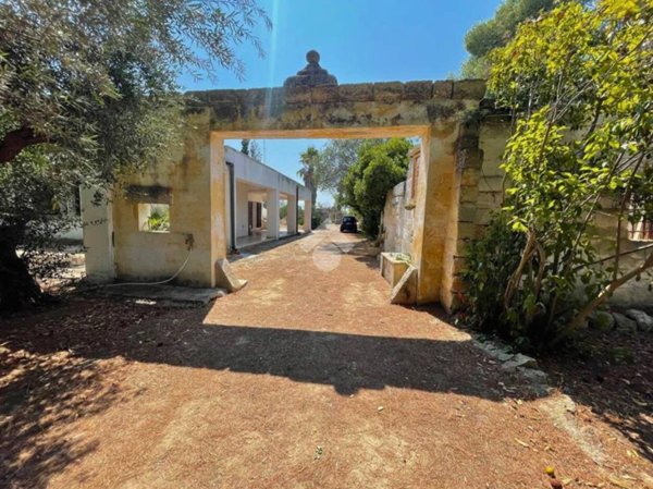 casa indipendente in vendita a Copertino