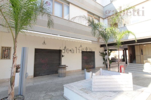 locale commerciale in vendita a Copertino