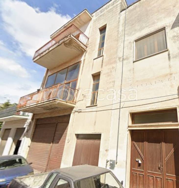 negozio in vendita a Copertino