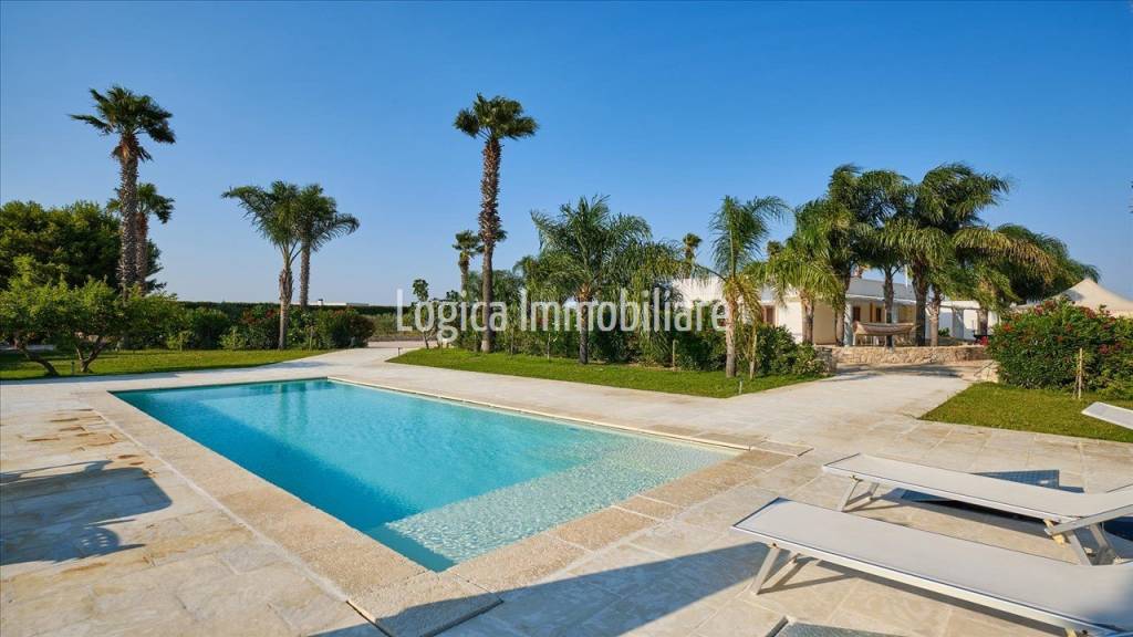 casa indipendente in vendita a Copertino