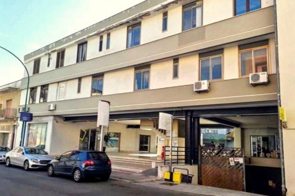 locale di sgombero in vendita a Copertino