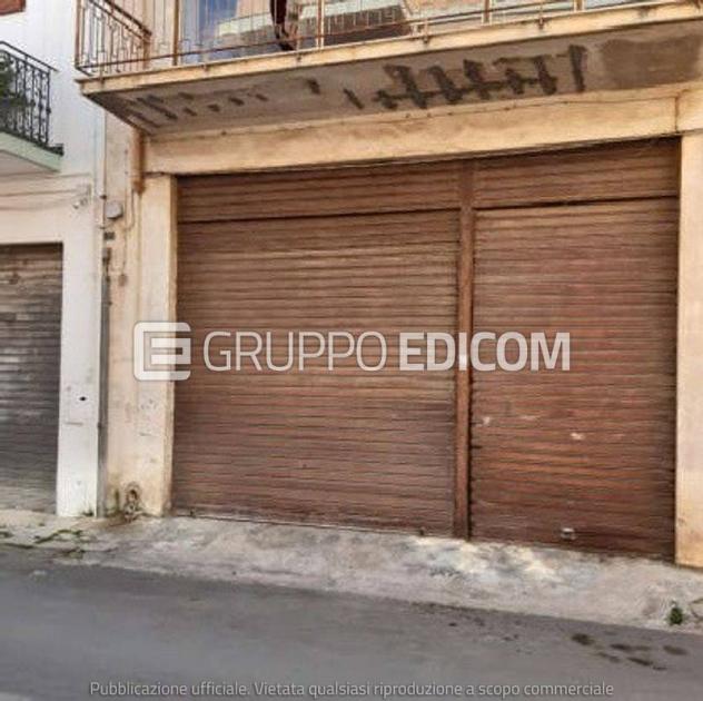 negozio in vendita a Copertino