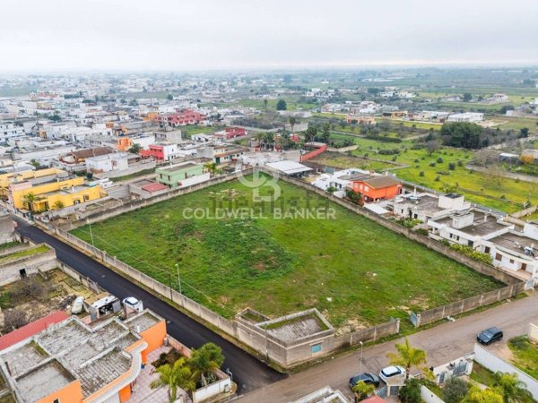 terreno edificabile in vendita a Copertino