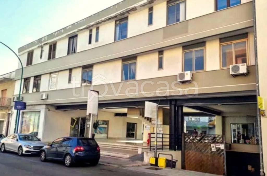 locale commerciale in vendita a Copertino
