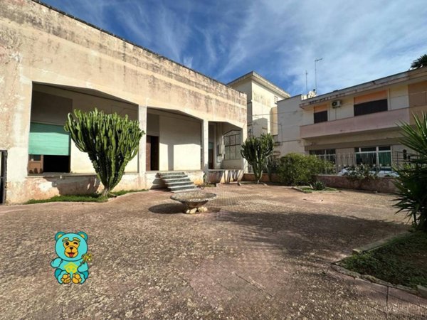 casa indipendente in vendita a Copertino