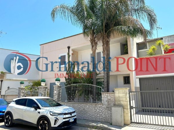 casa indipendente in vendita a Copertino