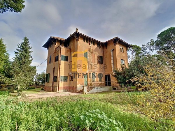 casa indipendente in vendita a Copertino