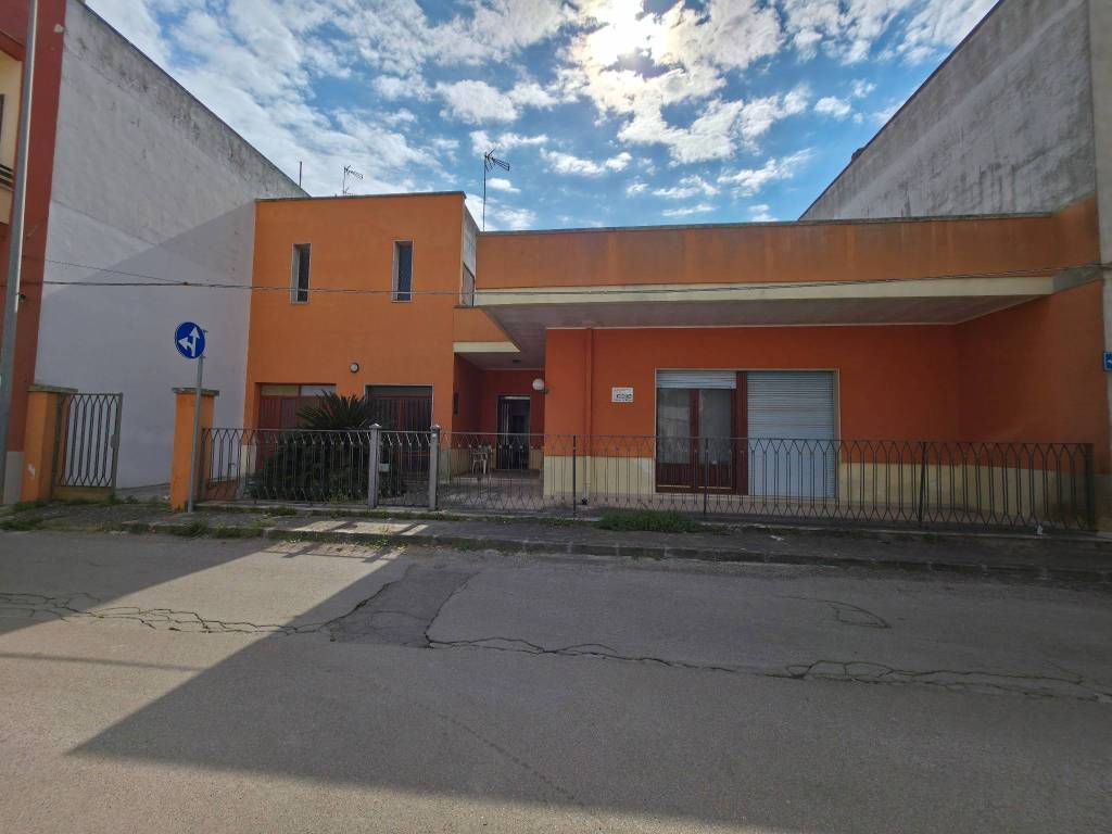 casa indipendente in vendita a Copertino